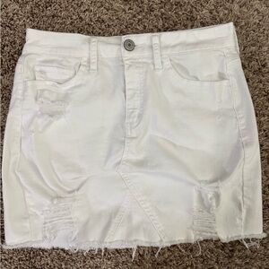 Stylish White Denim Mini Skirt